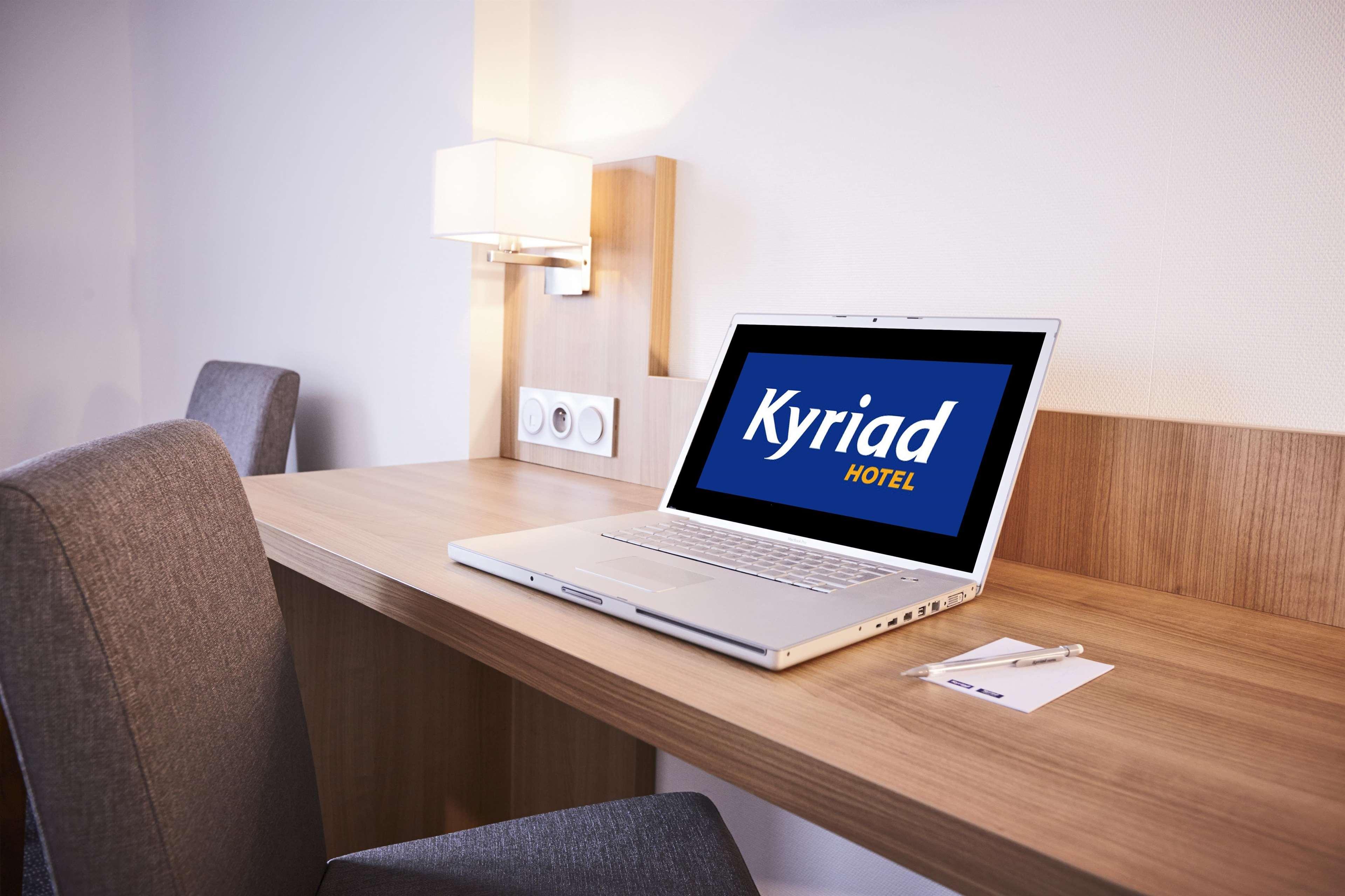 Kyriad Hotel Laval Laval  Kültér fotó
